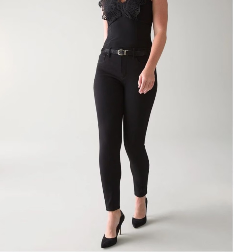 Curvy-Fit High-Rise Sculpt Skinny Jeans 12 Short